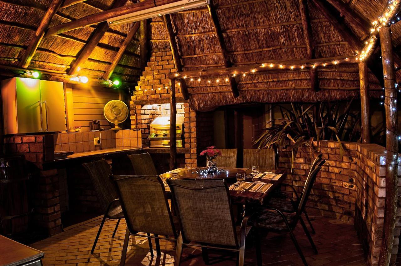 Rest-A-While Guest House - Претория Екстериор снимка