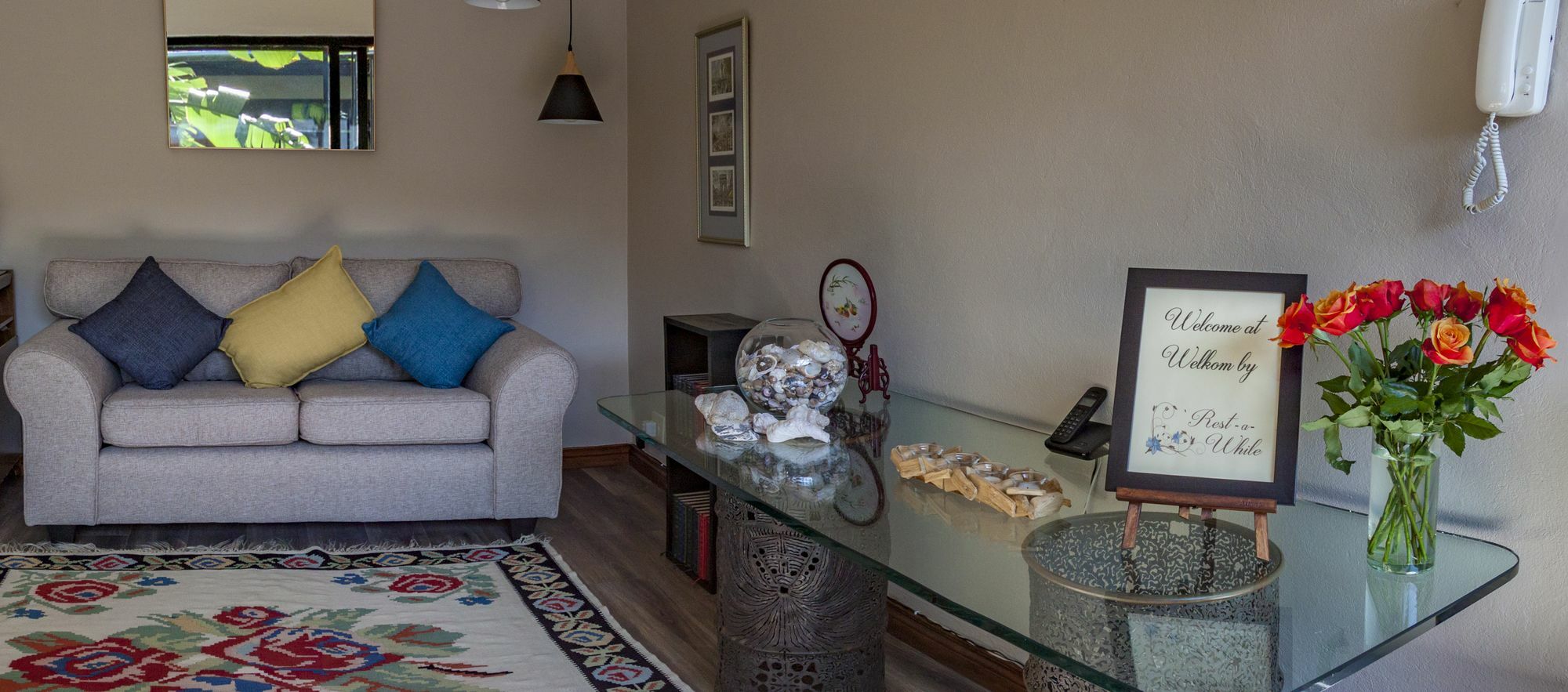 Rest-A-While Guest House - Претория Екстериор снимка
